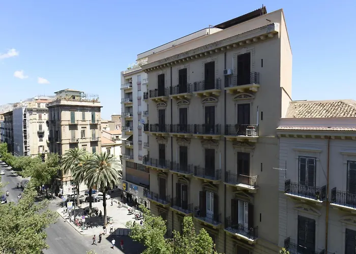 Hotel Roma 62